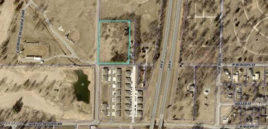 Rare 3.4-acre building lot directly across from Hole #6 on on Carthage Municipal Golf Course in Missouri - for sale on GolfHomes.com, golf home, golf lot
