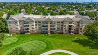 Discover relaxed sophistication in this 55+ Carillon community on The Links at Carillon in Illinois - for sale on GolfHomes.com, golf home, golf lot