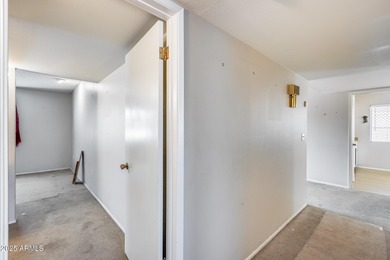 Great Opportunity in a Premier Golf Community - Spacious Home on Sun City Lakes West and East in Arizona - for sale on GolfHomes.com, golf home, golf lot