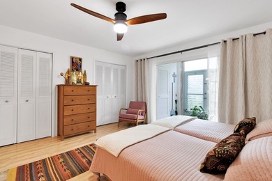 This fully furnished Vista Gardens condo is move-in ready! on Vero Beach South Golf Course in Florida - for sale on GolfHomes.com, golf home, golf lot