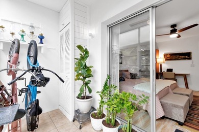 This fully furnished Vista Gardens condo is move-in ready! on Vero Beach South Golf Course in Florida - for sale on GolfHomes.com, golf home, golf lot