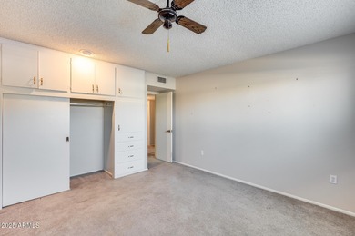 Great Opportunity in a Premier Golf Community - Spacious Home on Sun City Lakes West and East in Arizona - for sale on GolfHomes.com, golf home, golf lot