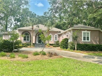 No need to keep searching...... this home has all you need for on The King and Prince Golf Course, Home of the Hampton Club in Georgia - for sale on GolfHomes.com, golf home, golf lot