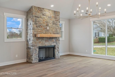 NEW CONSTRUCTION - MAIN LEVEL LIVING! Located in the prestigious on Rarity Bay Country Club - Loudon in Tennessee - for sale on GolfHomes.com, golf home, golf lot