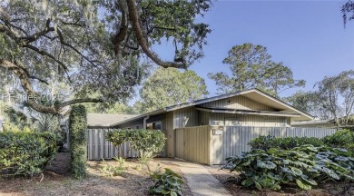 Welcome to this beautifully updated one level, end-unit on Sea Pines Golf and Resort  in South Carolina - for sale on GolfHomes.com, golf home, golf lot