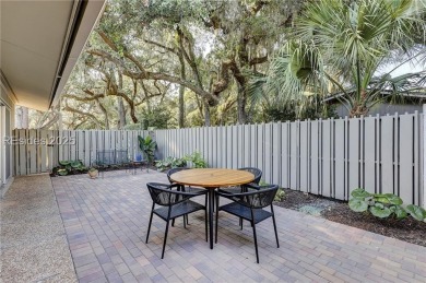 Welcome to this beautifully updated one level, end-unit on Sea Pines Golf and Resort  in South Carolina - for sale on GolfHomes.com, golf home, golf lot