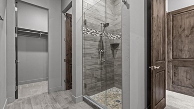 Luxury townhome just steps away from the award winning Redlands on The Golf Club At Redlands Mesa in Colorado - for sale on GolfHomes.com, golf home, golf lot