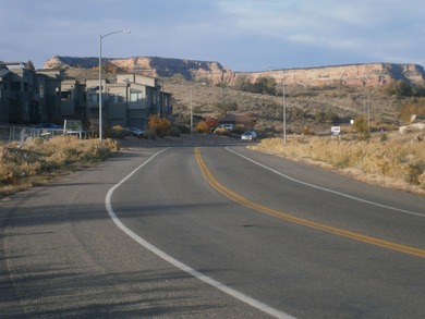 Luxury townhome just steps away from the award winning Redlands on The Golf Club At Redlands Mesa in Colorado - for sale on GolfHomes.com, golf home, golf lot