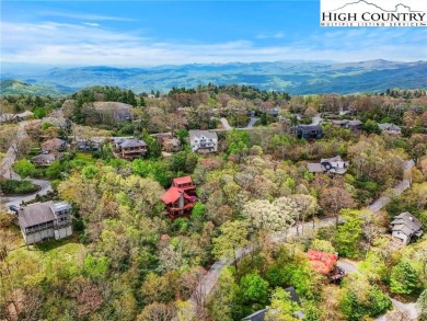 Views abound in this well-maintained log home in the desirable on Blowing Rock Country Club in North Carolina - for sale on GolfHomes.com, golf home, golf lot
