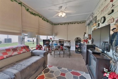 Charming two bedroom/2 bath home in the very popular retirement on Highland Fairways Golf Club in Florida - for sale on GolfHomes.com, golf home, golf lot