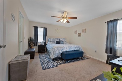 Charming two bedroom/2 bath home in the very popular retirement on Highland Fairways Golf Club in Florida - for sale on GolfHomes.com, golf home, golf lot