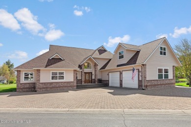 Custom 4BR/2.5BA Single Level Home with Bonus Room on the 18th on Twin Lakes Village Golf Course in Idaho - for sale on GolfHomes.com, golf home, golf lot