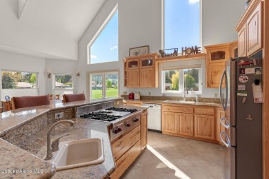 Custom 4BR/2.5BA Single Level Home with Bonus Room on the 18th on Twin Lakes Village Golf Course in Idaho - for sale on GolfHomes.com, golf home, golf lot