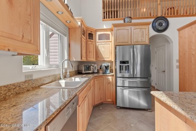 Custom 4BR/2.5BA Single Level Home with Bonus Room on the 18th on Twin Lakes Village Golf Course in Idaho - for sale on GolfHomes.com, golf home, golf lot