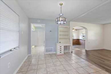 Welcome to the quiet calm pace of Chiefland Florida, this on Chiefland Golf and Country Club in Florida - for sale on GolfHomes.com, golf home, golf lot