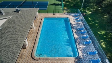 Welcome to this expansive 3-bedroom, 2.5-bath townhome in the on Countryside Country Club in Florida - for sale on GolfHomes.com, golf home, golf lot