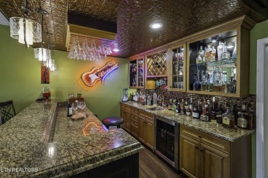 With views of the 8th green, this elegant Gettysview home rests on Gettysvue Country Club in Tennessee - for sale on GolfHomes.com, golf home, golf lot
