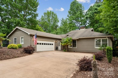 Beautiful One level home located in River Hills in Lake Wylie on River Hills Country Club in South Carolina - for sale on GolfHomes.com, golf home, golf lot