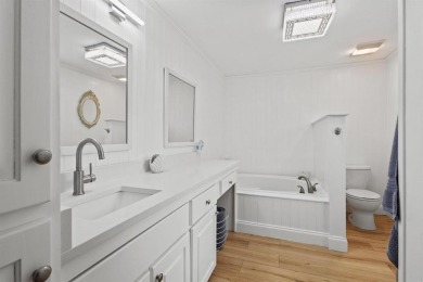 Move-In Ready Home in Simmons Shores! Just a short golf cart on Tanglewood Resort in Texas - for sale on GolfHomes.com, golf home, golf lot