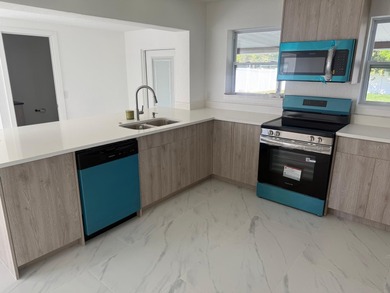 One or more photos have been digitally altered. Motivated on The Renaisssance Vinoy Golf Club in Florida - for sale on GolfHomes.com, golf home, golf lot