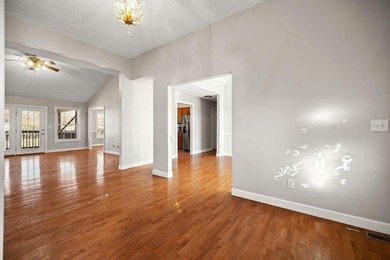 Welcome to Battlefield Estates! This spacious 5-bedroom, 3 on Battlefield Golf and Country Club in Kentucky - for sale on GolfHomes.com, golf home, golf lot