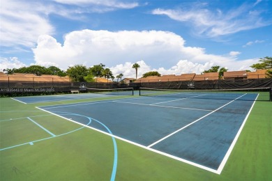 Welcome to this beautifully renovated 3 bed / 2.5 bath corner on Davie Golf Club in Florida - for sale on GolfHomes.com, golf home, golf lot