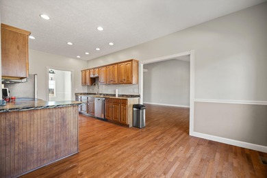 Welcome to Battlefield Estates! This spacious 5-bedroom, 3 on Battlefield Golf and Country Club in Kentucky - for sale on GolfHomes.com, golf home, golf lot