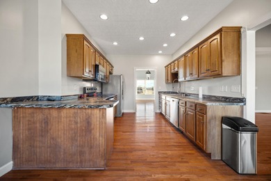 Welcome to Battlefield Estates! This spacious 5-bedroom, 3 on Battlefield Golf and Country Club in Kentucky - for sale on GolfHomes.com, golf home, golf lot