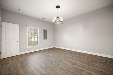 Welcome to Battlefield Estates! This spacious 5-bedroom, 3 on Battlefield Golf and Country Club in Kentucky - for sale on GolfHomes.com, golf home, golf lot