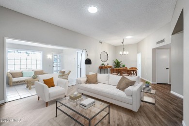 Beautifully updated 2 bed, 2 bath home in the heart of Sun City! on Sun City-Willow Creek / Willow Brook  in Arizona - for sale on GolfHomes.com, golf home, golf lot
