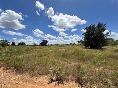 Corner lot available inside The Hideout Resort. If you are on Hideout Golf Club and Resort  in Texas - for sale on GolfHomes.com, golf home, golf lot