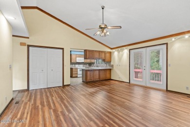 Welcome Home to 72 Country Club Drive!  This classic 3-bedroom on Brierwood Golf Club in North Carolina - for sale on GolfHomes.com, golf home, golf lot