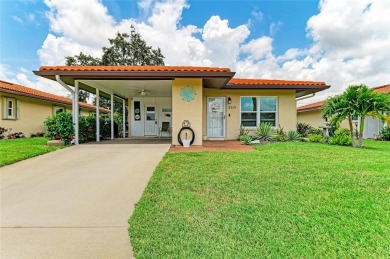 Beautifully Updated Free-Standing Villa in Cambridge Village on IMG Academies Golf and Country Club in Florida - for sale on GolfHomes.com, golf home, golf lot