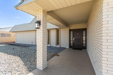 BEAUTIFUL REMODELED HOME ON THE GOLF COURSE! This renovated gem on Sun City Lakes West and East in Arizona - for sale on GolfHomes.com, golf home, golf lot