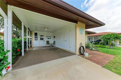 Beautifully Updated Free-Standing Villa in Cambridge Village on IMG Academies Golf and Country Club in Florida - for sale on GolfHomes.com, golf home, golf lot