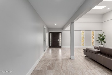 BEAUTIFUL REMODELED HOME ON THE GOLF COURSE! This renovated gem on Sun City Lakes West and East in Arizona - for sale on GolfHomes.com, golf home, golf lot