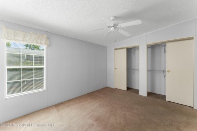This 3 bedroom, 2 bath property is a lovely place to call homee on Brookridge Country Club in Florida - for sale on GolfHomes.com, golf home, golf lot