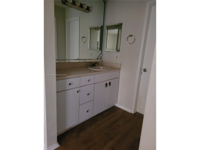 BEAUTIFUL AND COZY 1 BEDROOM 1 BATHROOM UNIT LOCATED IN FABULOUS on Pine Island Ridge Country Club in Florida - for sale on GolfHomes.com, golf home, golf lot