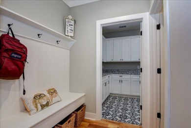 Stunning 6-bedroom modern farmhouse in beautiful Mount Vintage on Mount Vintage Plantation and Golf Club  in South Carolina - for sale on GolfHomes.com, golf home, golf lot