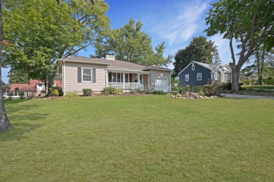 This charming ranch home offers more than meets the eye! With on Irv Warren Memorial Golf Course in Iowa - for sale on GolfHomes.com, golf home, golf lot