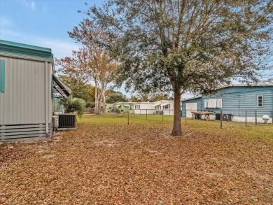 Charming 2-Bedroom, 2-Bath Home in the Exclusive 55+ Brookridge on Brookridge Country Club in Florida - for sale on GolfHomes.com, golf home, golf lot