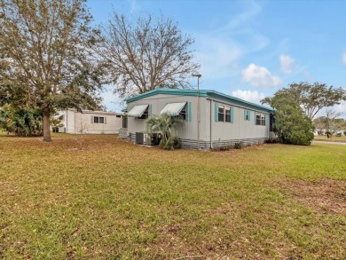 Charming 2-Bedroom, 2-Bath Home in the Exclusive 55+ Brookridge on Brookridge Country Club in Florida - for sale on GolfHomes.com, golf home, golf lot