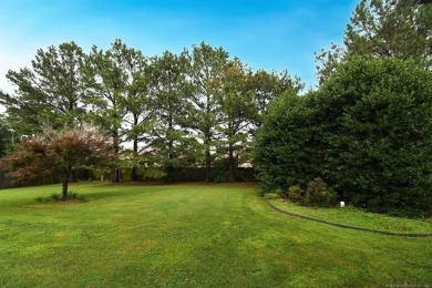 Discover Tahlequah Living at its Finest

Welcome to your dream on Cherry Springs Golf Club in Oklahoma - for sale on GolfHomes.com, golf home, golf lot