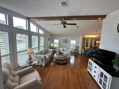 This 2-bedroom, 2 bathrooms Palm Harbor home is located on the on Del Tura Golf and Country Club in Florida - for sale on GolfHomes.com, golf home, golf lot