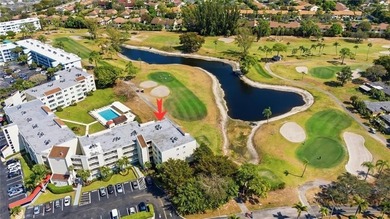 Calling ALL GOLFERS & SNOWBIRDS! Pristine, Beautiful & LARGE, 3 on  in Florida - for sale on GolfHomes.com, golf home, golf lot
