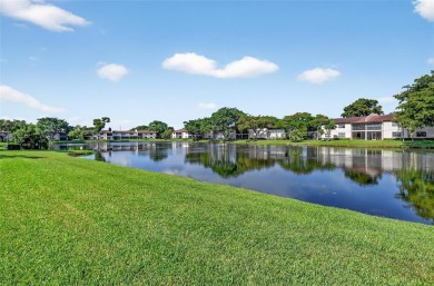 Welcome to this light and bright 2 bedroom, 2.5 bath townhouse on Boca Lago Golf and Country Club in Florida - for sale on GolfHomes.com, golf home, golf lot