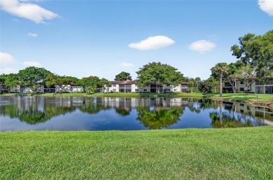 Welcome to this light and bright 2 bedroom, 2.5 bath townhouse on Boca Lago Golf and Country Club in Florida - for sale on GolfHomes.com, golf home, golf lot