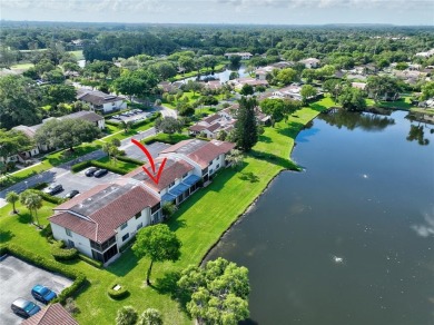 Welcome to this light and bright 2 bedroom, 2.5 bath townhouse on Boca Lago Golf and Country Club in Florida - for sale on GolfHomes.com, golf home, golf lot