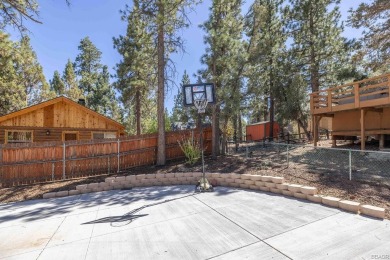 WOW!!! 4-bedrooms, 2.5-baths, a living room PLUS a family room! on Big Bear Mountain Ski and Golf Resort in California - for sale on GolfHomes.com, golf home, golf lot