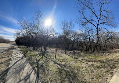 Build your dream luxury home in the exclusive Lake Ridge on Tangle Ridge Golf Club in Texas - for sale on GolfHomes.com, golf home, golf lot